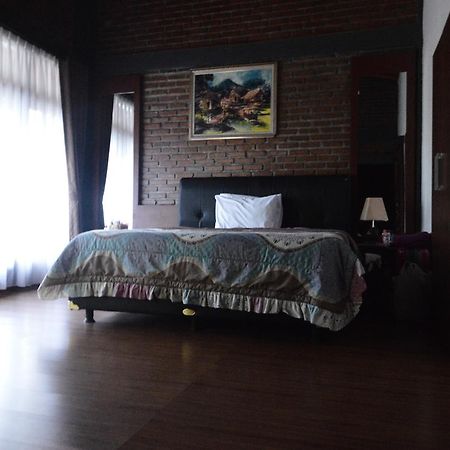 Villa Buleud 加鲁特 外观 照片